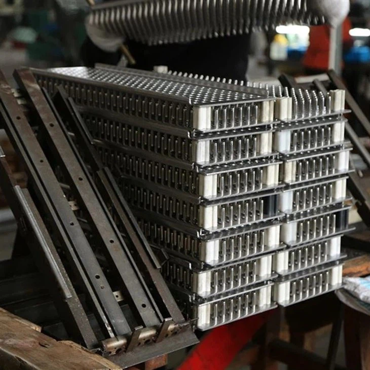 Empty Capsule Pinbar